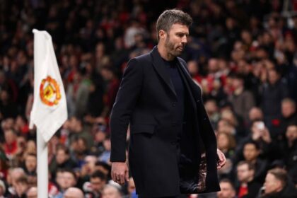 Michael Carrick blunders vs Leeds must stop Man Utd owners from repeating their mistakes