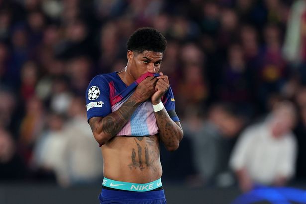 Marcus Rashford sees double Barcelona heartbreak as Raphinha lambasts referee