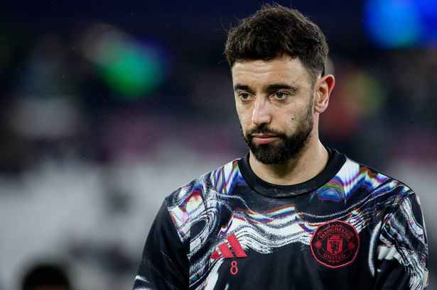 Bruno Fernandes names Premier League star who should replace him at Man Utd