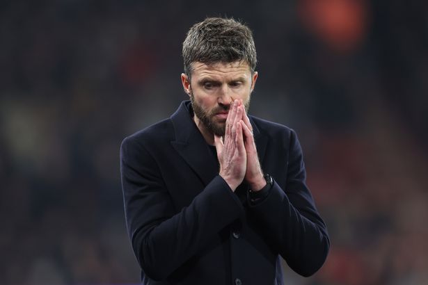 Man Utd ‘hit pause button’ on Michael Carrick contract offer after sudden development