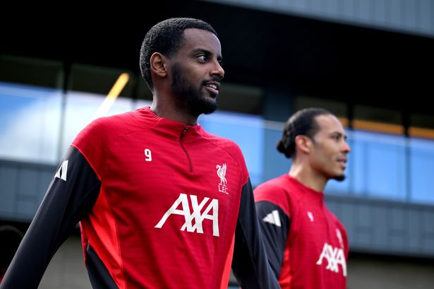 Liverpool handed major Alexander Isak boost as £125m signing returns for PSG showdown