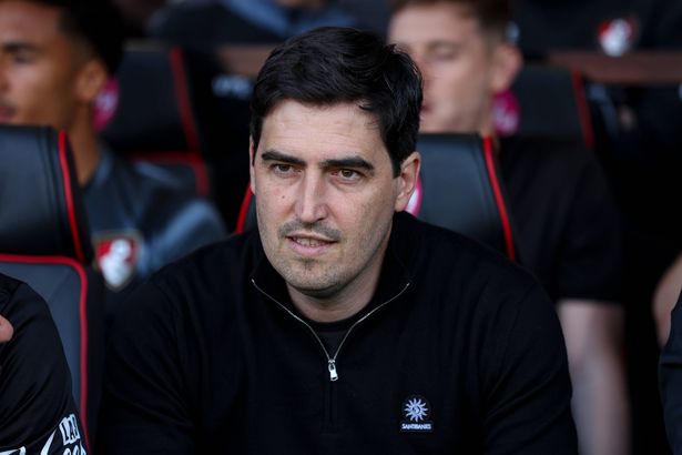 Chelsea eye Andoni Iraola after Liam Rosenior sacking to leave Man Utd with dilemma