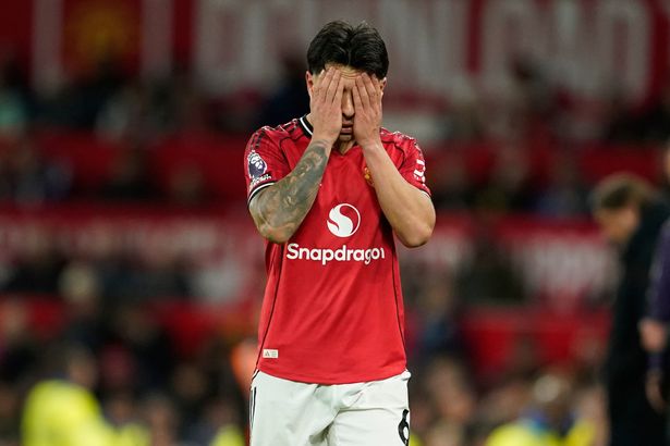 How many Man Utd games Lisandro Martinez will miss after red card for hair pull vs Leeds