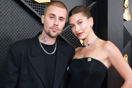 Hailey Bieber Reacts to Justin Bieber’s Coachella Performance Shoutout