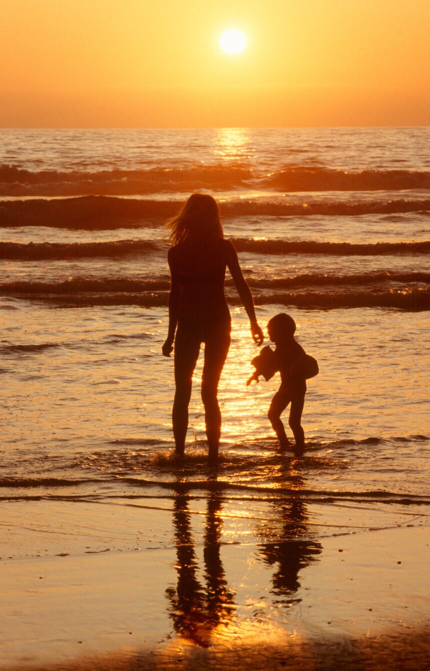 Is Being an Older, Single Mother the New Ideal?
