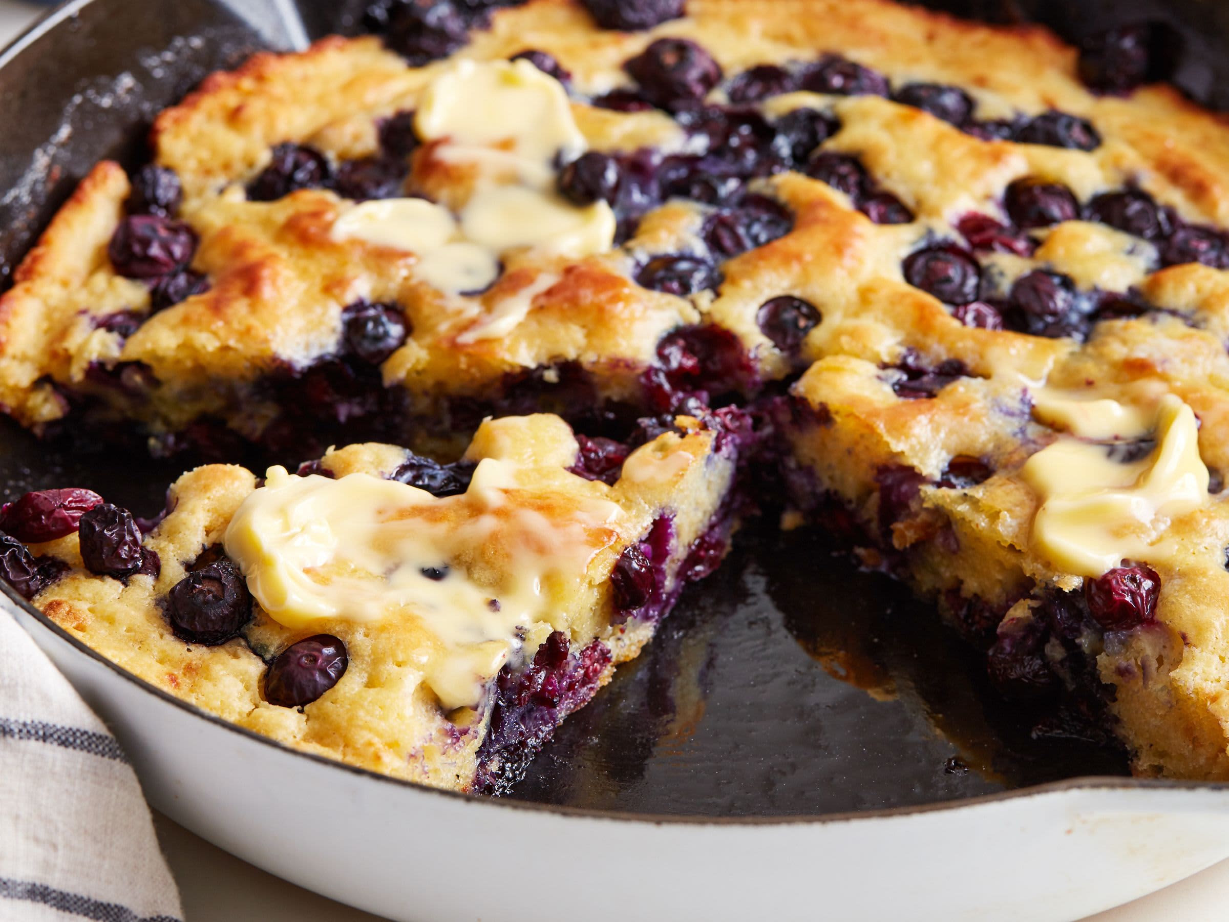 This Oven-Baked Skillet Pancake Is So Good, You’ll Want to Make It Every Weekend