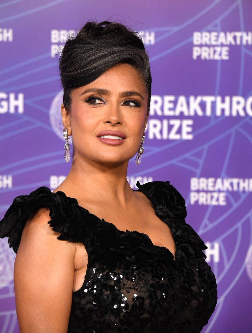 French Blending Is the Low-Maintenance Answer to Embracing Your Gray Hair