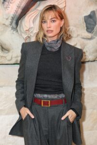 When in Milano: Margot Robbie Tests Out Sciura Style