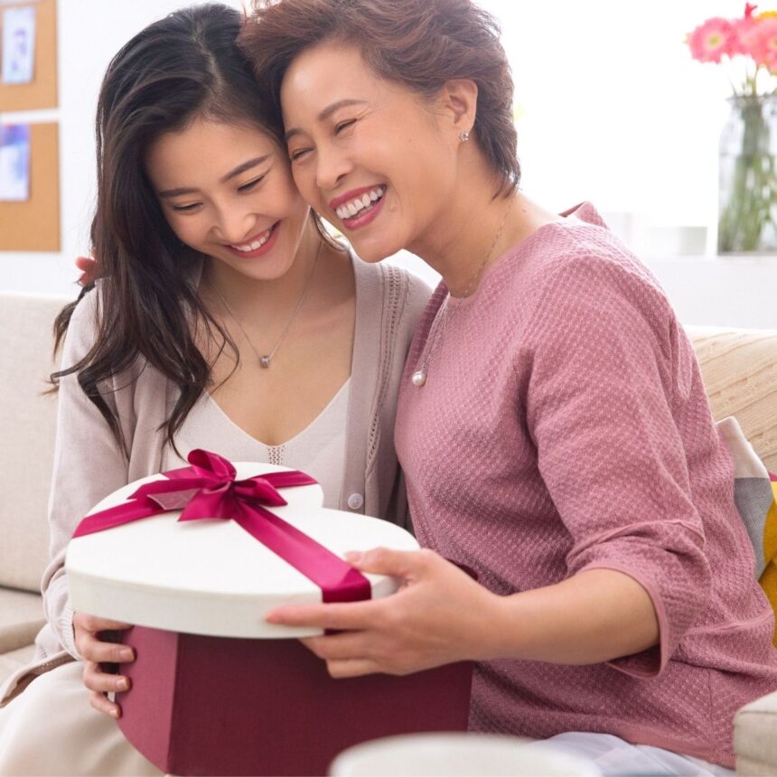 20+ Mother’s Day Gift Ideas Your Mom Will Use Every Day