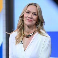 Why Jennie Garth Says Co-Parenting Forced a “Reckoning” With Herself