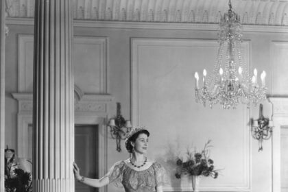 37 Iconic Photos of Queen Elizabeth, on What Would Have Been Her 100th Birthday