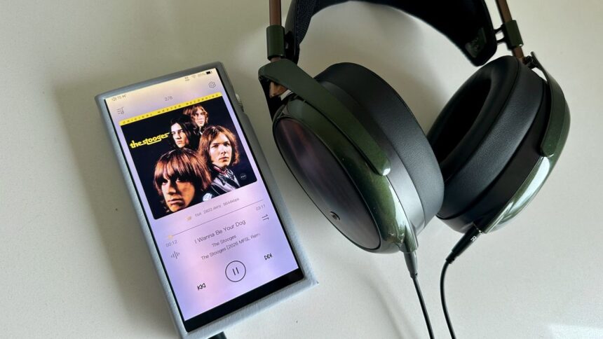 Meze Audio’s new closed-back headphones are gloriously green and expansive, but the soundstage isn’t the only thing about them that’s wide