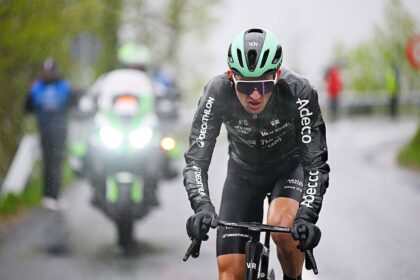 Itzulia Basque Country: Isolated Paul Seixas clinches first WorldTour stage race title as AJ August wins rain-battered final stage