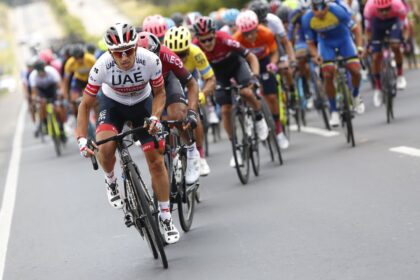 Former UAE Team Emirates rider Cristian Camilo Muñoz dies after infection to knee injury