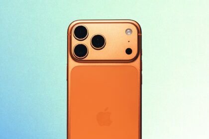 The iPhone Gets a D– for Repairability