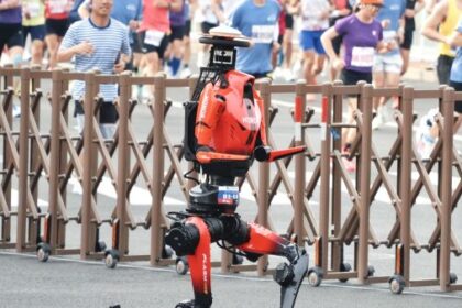 Human Half-Marathon World Record Zapped by Humanoid Robot at the 2026 Beijing E-Town Half Marathon