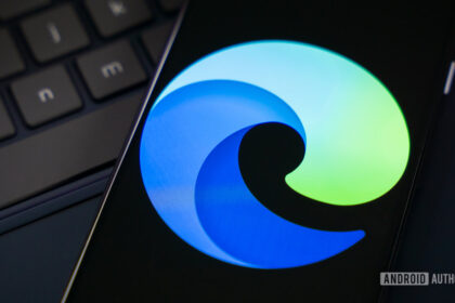 This mobile browser just brought back free YouTube background playback