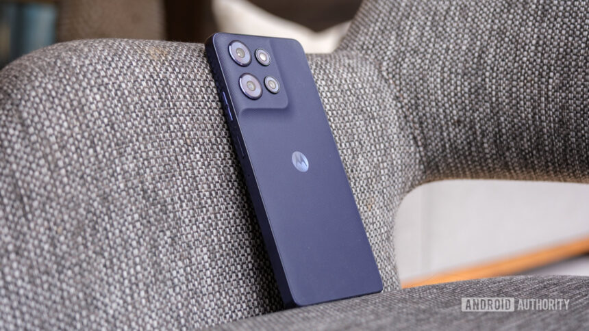 Motorola’s budget kings lose their budget-phone crown