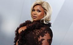 Lizzo Shares Bikini Pics, Promises ‘Yall Gettin the Whole Stomach Out All Summer’