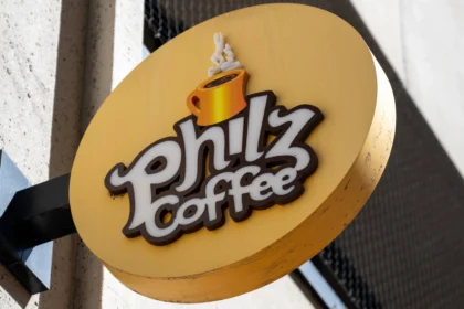 ‘This Is Wrong’: San Francisco Protestors Slam Philz Coffee’s New Pride Flag Policy