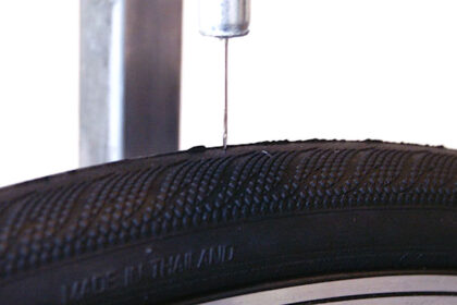 The Best Puncture Proof Tyres For Commuting & Touring (Lab Test)