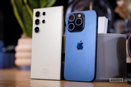 Samsung gets a D, Apple scores a D minus: Repair report says your phones aren’t built to last