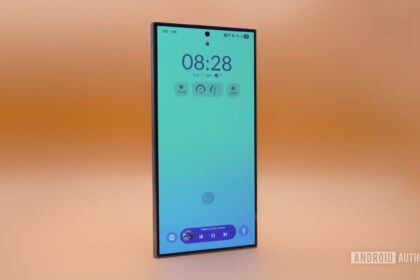 OnePlus could be copying one of the best Samsung lock screen features