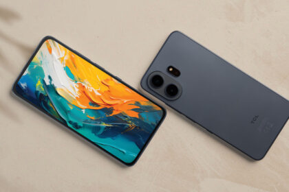 TCL’s new phone is here with an even better NXTPAPER display