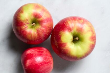 I Ditched Honeycrisp Apples for This Deliciously Sweet Variety (Perfect for Snacking!)