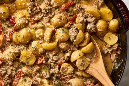 Dinner Tonight: One-Pan Tuscan Ground Beef & Potatoes