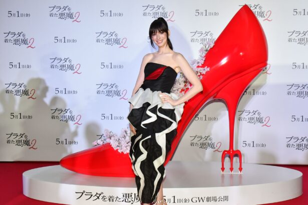 The Inspo For Anne Hathaway’s ‘Devil Wears Prada 2’ Looks? “Supernova Joy”