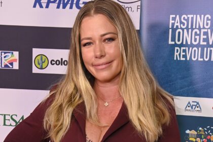 Playboy’s Kendra Wilkinson Shares Photo With Lookalike Daughter Alijah