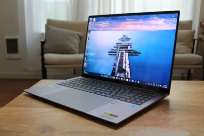 Acer Swift 16 AI (2026) Review: Where Do Your Hands Go?