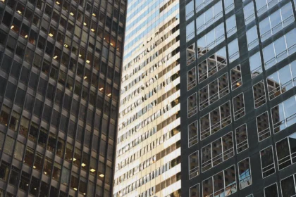 Why Tiny AI Startups Are Renting Massive, Ultra‑Expensive NYC Offices