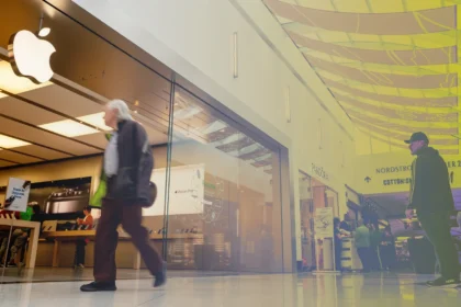 Apple’s First Unionized Store Is Shutting Down—What Happens Next Could Matter Nationwide