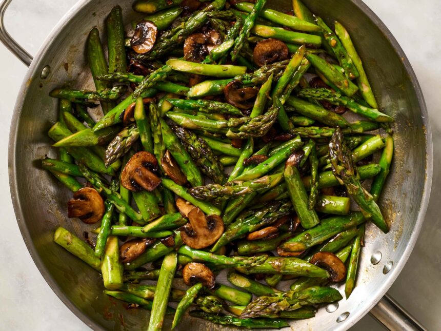 The 15-Minute Asparagus Side I Always Have in My Back Pocket