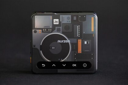 Aurzen Zip Cyber Foldable Portable Projector: Not Bright, Poor Connectivity, but a Lot of Fun