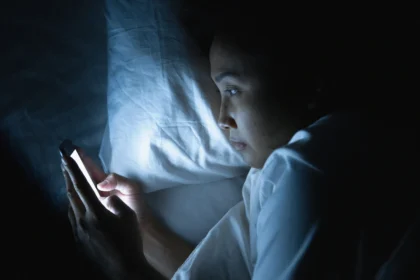 Want Better Sleep? Scientists Say This Matters More Than Reducing Blue Light
