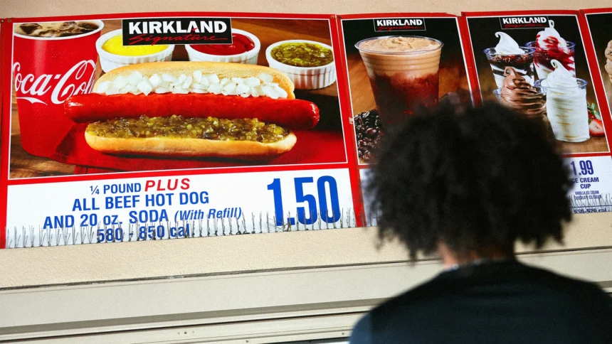 Costco’s .50 Hot Dog Isn’t the Secret to Its Success. It’s How They Treat Employees