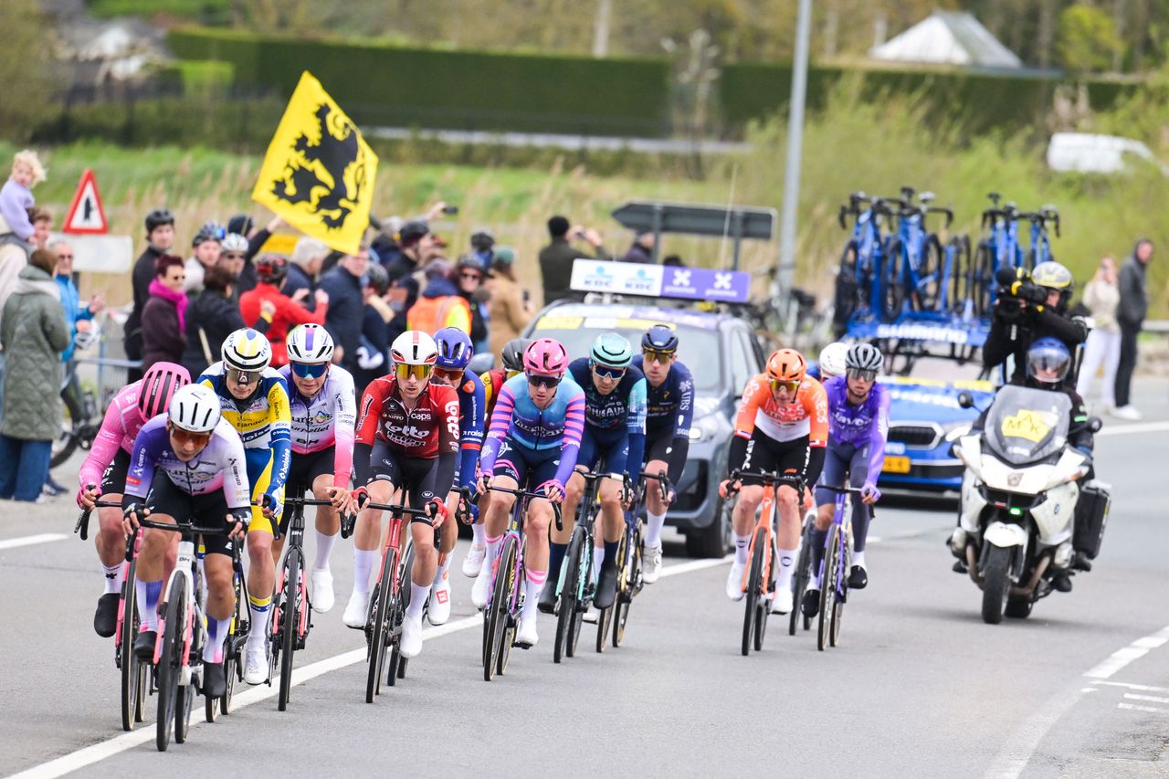 Tour of Flanders Men LIVE – Break of 13 riders has over five minutes on the peloton