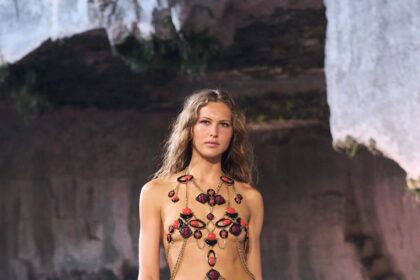 Flight Prices Are Up, Fuel Is Low. Is Euro Summer on Ice?