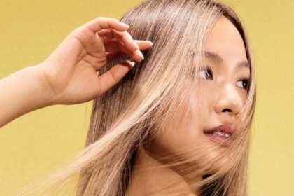Oily Scalp & Dry Hair? A Korean Hair Essence Is The Solution