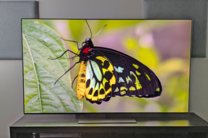 I reviewed the LG G6 for 3 weeks, and it’s a fantastic OLED TV that’s the new best option for brighter rooms