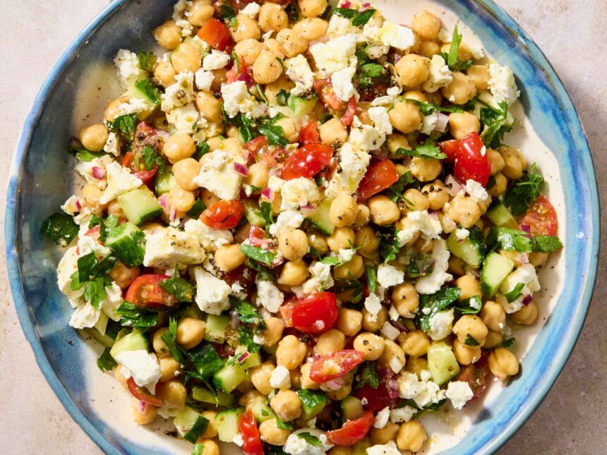 I Can’t Stop Eating This Lemony Greek Chickpea and Feta Cheese Salad