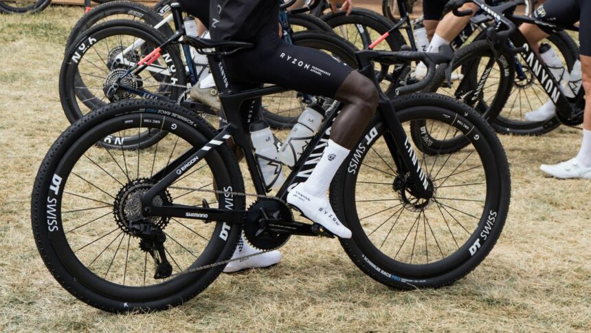Mystery Canyon gravel bike spotted at The Traka – Is the Grail about to join the big tyre club?