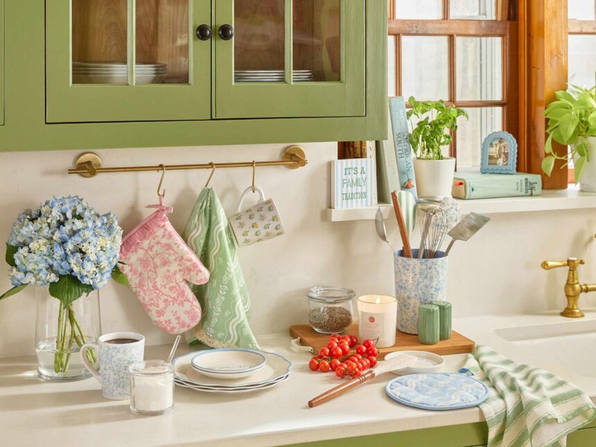 Dollar General’s New Collection Looks Like the Pioneer Woman’s Walmart Brand for