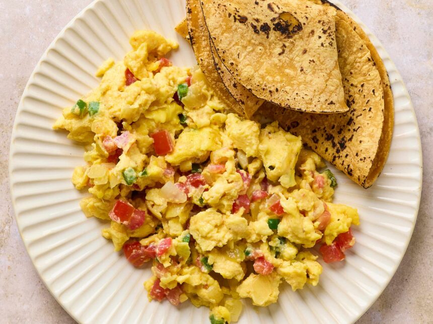 For the Best Scrambled Eggs of Your Life, Make Them Mexican Style