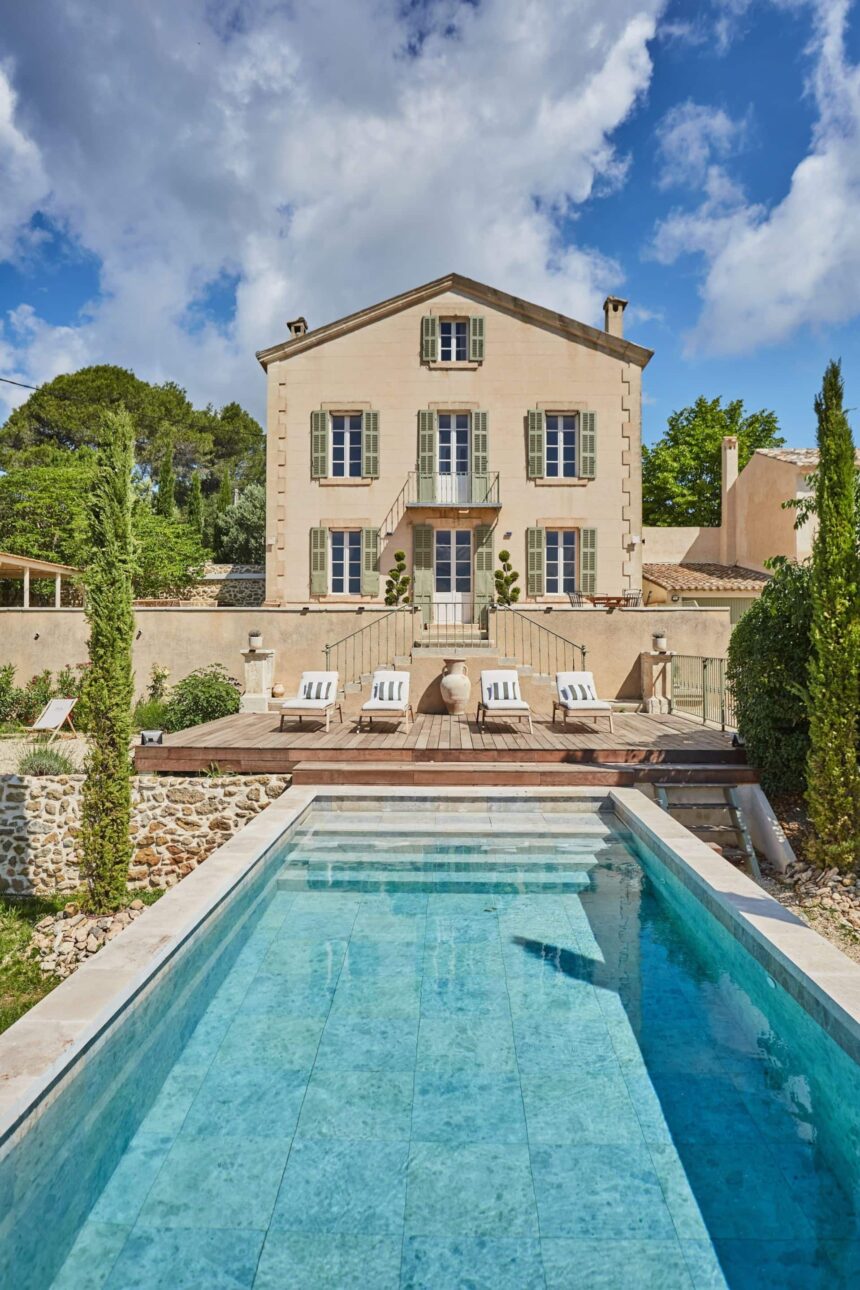 The Best Airbnb Villas From Around the World Offer Your Most Luxe Vacation Yet