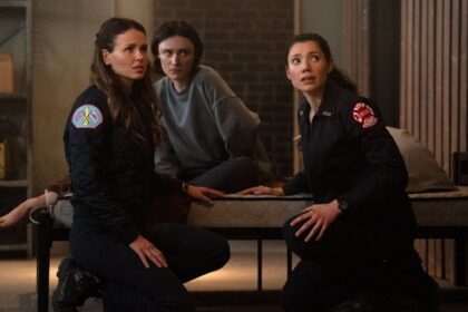 Chicago Fire’s Hanako Greensmith And Jocelyn Hudon Say Vasquez’s Heroism Adds ‘Another Layer Of Intensity’ To The Violet/Novak Love Triangle