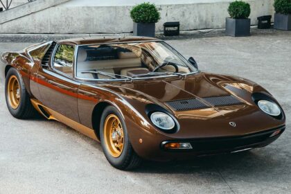Lamborghini Perfectly Restored This Miura